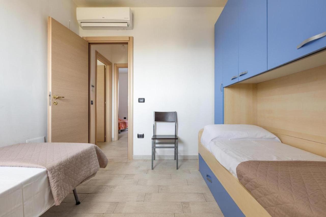Dormiglione Apartment Torre Lapillo Exterior foto